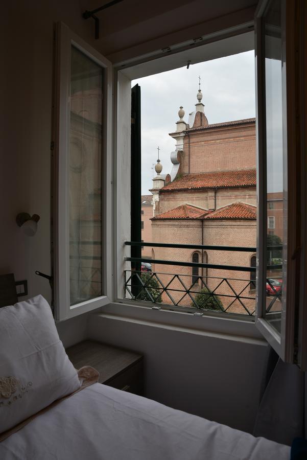 Le Stanze Di Lavi Hotel Ferrara Exterior photo